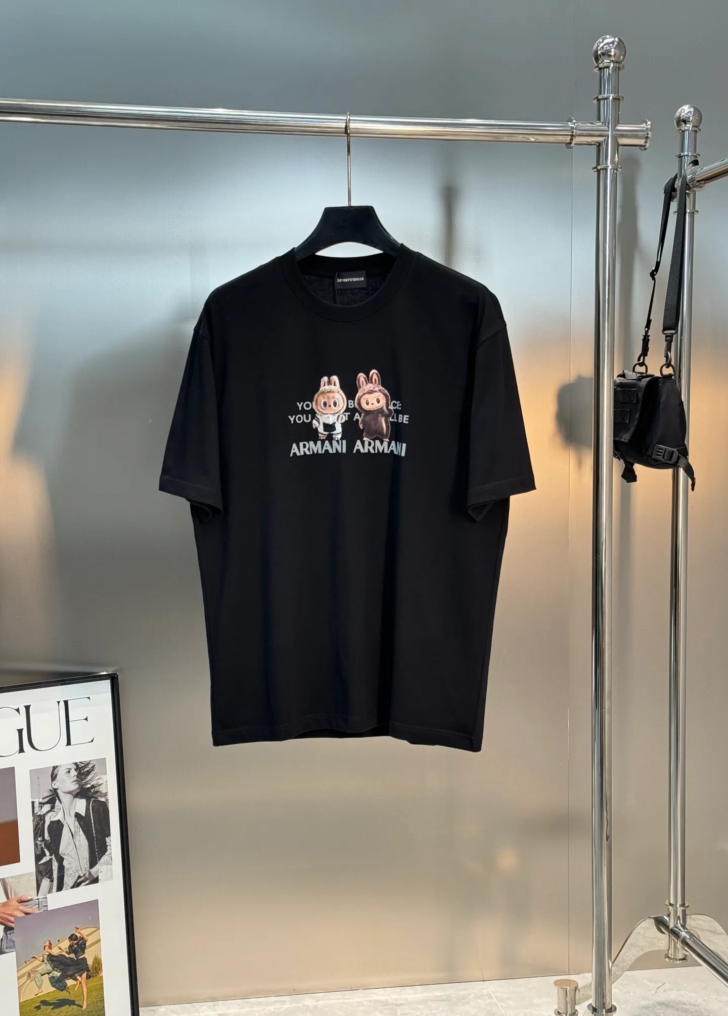 ⚜️LABUBU ‼️ARMANI T . Same Style❤️ ， ， OS ： logo ， ， 。 ！ labubu ～ ：Black.Sizes：S-XXL ❗️（175/145 L）